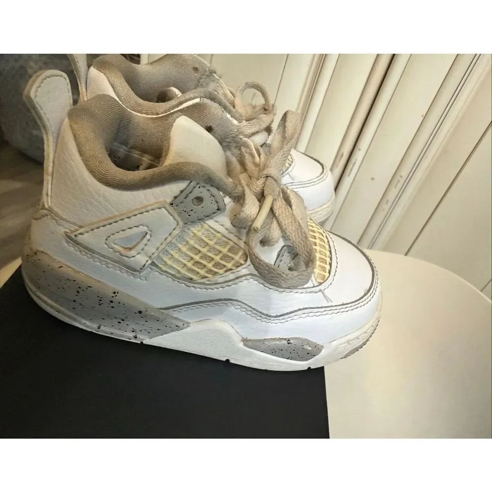Air Jordan Toddler 4 Retro Leather Lace Up Sneaker Shoes White Oreo Size 7C